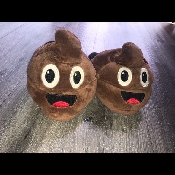 💩Poop Emoji Slippers 💩 - Picture 1 of 4